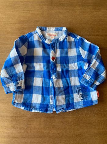 Chemise à carreaux bleu et blanc