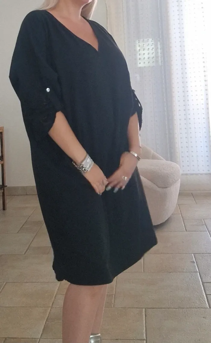 Robe loose oversize Made in italy noir et dentelle - photo numéro 8