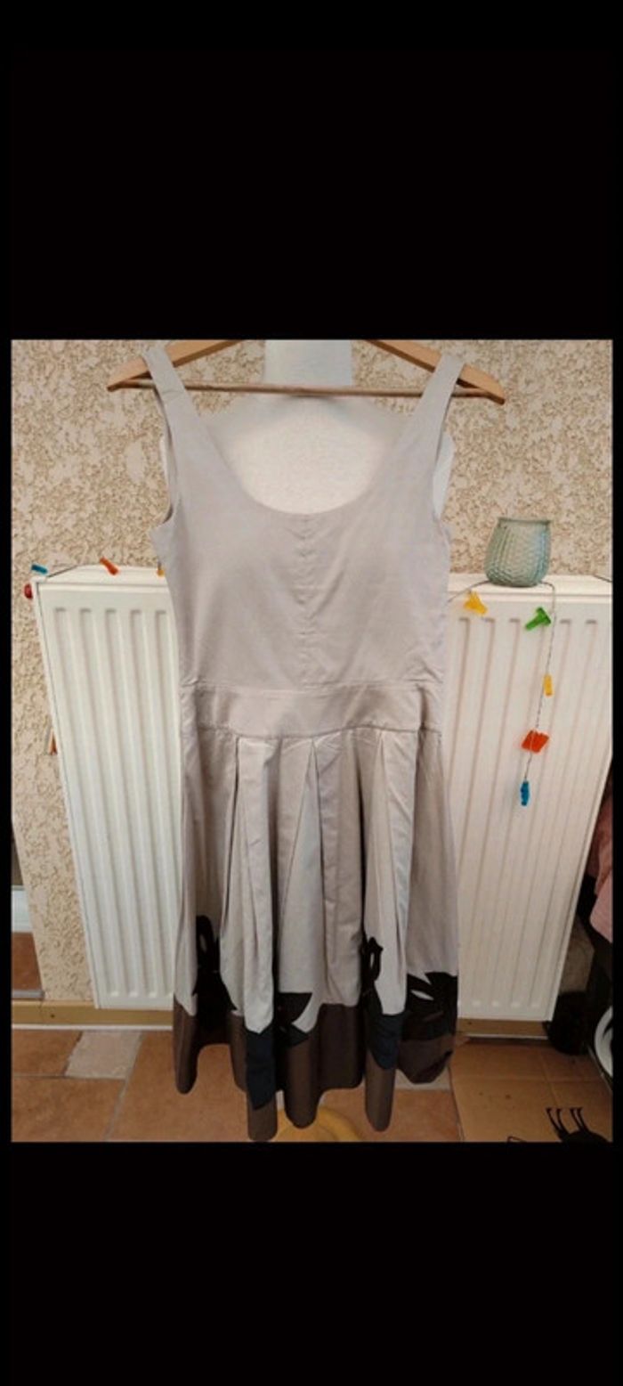 👗Robe beige à fleurs T36 - photo numéro 7