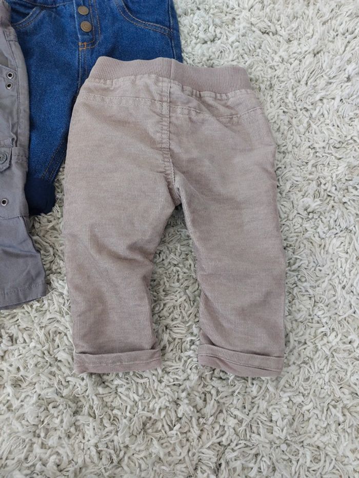 Lot 3 pantalon 6 mois (kiabi, Gémo et Petit pirate) - photo numéro 4
