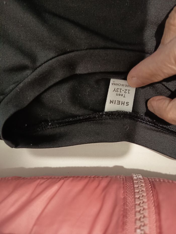 Haut shein fille 12/13 ans noir, court - photo numéro 2