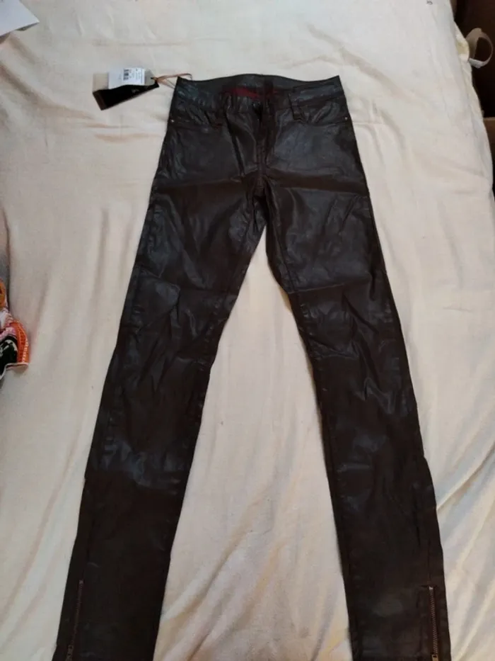 Pantalon Teddy Smith taille 25