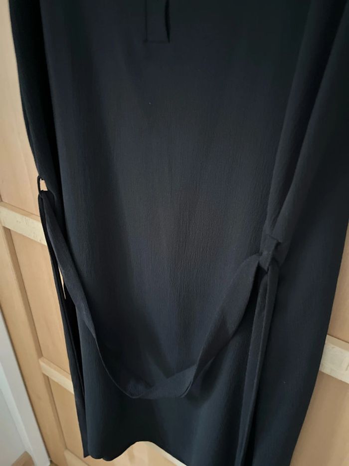 Jolie robe noire taille M - photo numéro 5