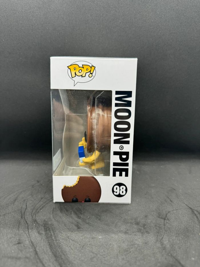 Funko pop Moon Pie 98 Walmart - photo numéro 5