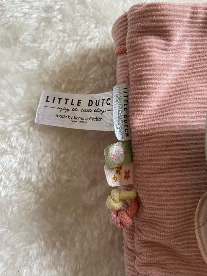 Livre d’éveil / d’activité - photo numéro 6