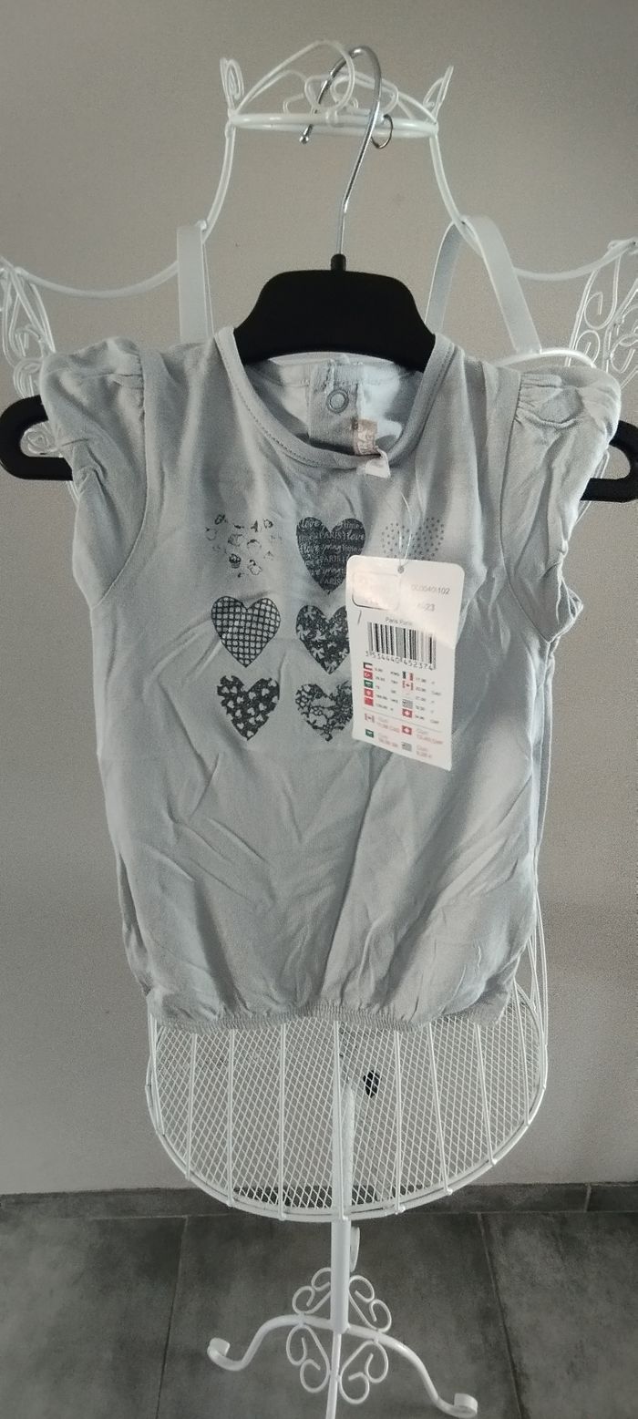 Tee shirt