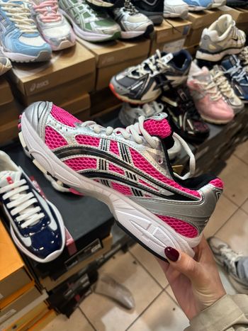 Asics authentique
