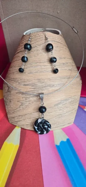 Parure candy noir fimo neuf