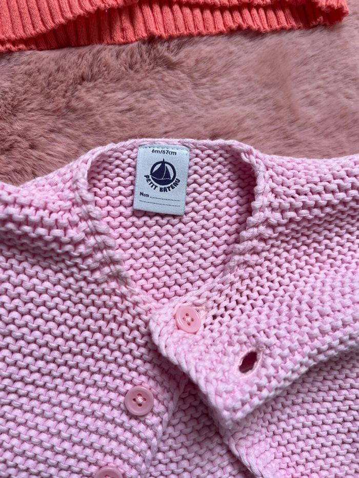 2 gilets bébé fille 6 mois - photo numéro 4