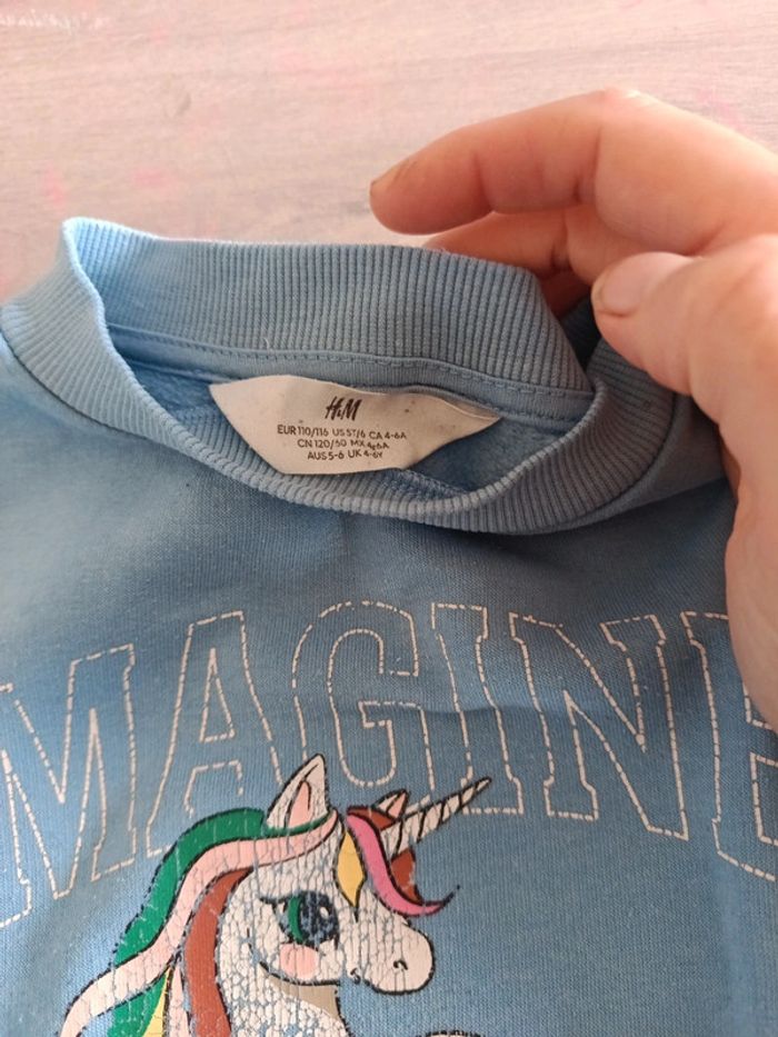Pull licorne - photo numéro 3