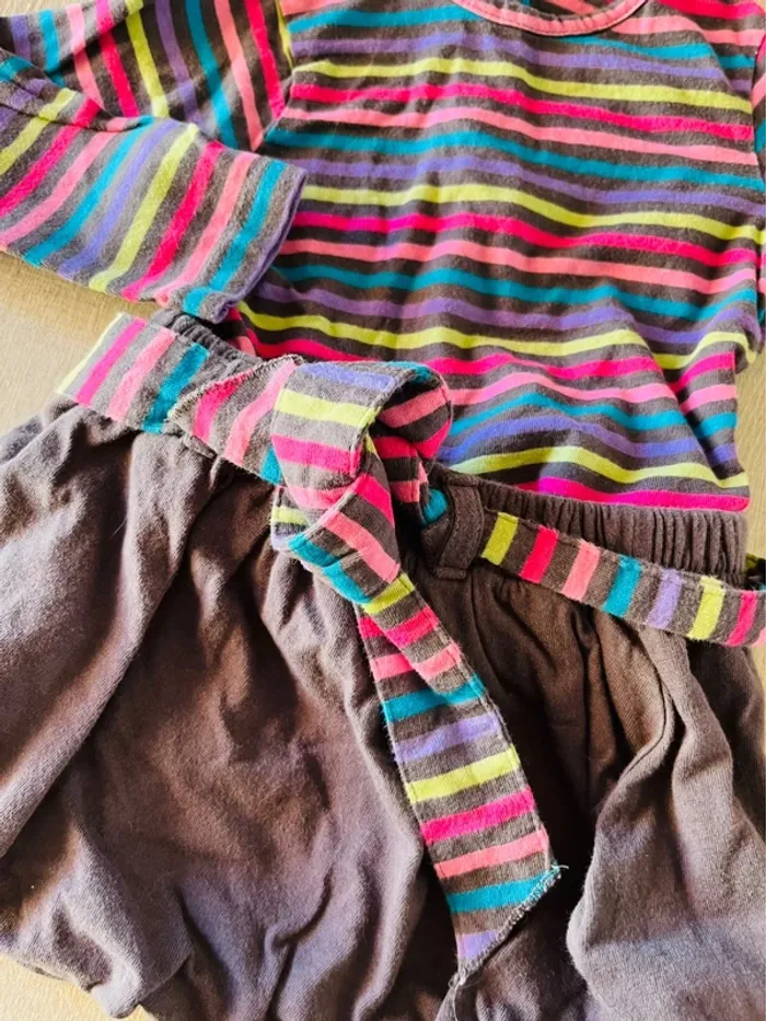 Tee-shirts et jupe bébé coloris Little marcel marque pik ouic - photo numéro 3
