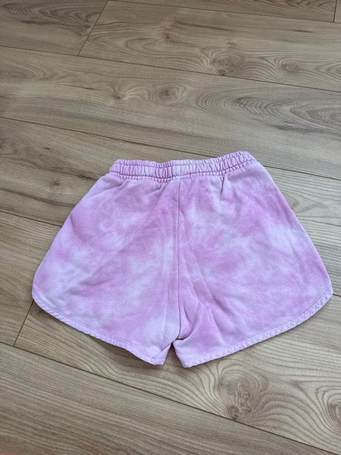 Short délavé gap 6/7 ans - photo numéro 2