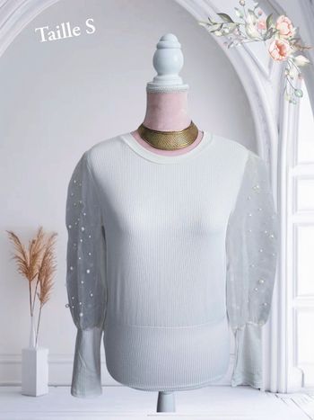 Haut manches bouffantes