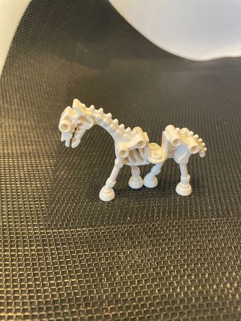 Lego Castle mini figurine cheval squelette blanc 5372 7079 7090 7092 minifigures officiel château