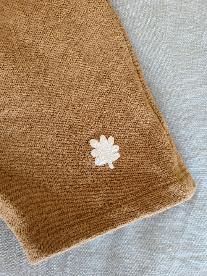 Pantalon Zara marron motif feuille - photo numéro 2
