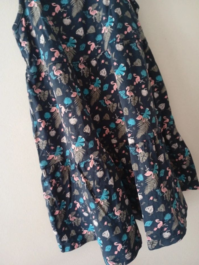 Jolie petite robe Gémo taille 5 ans - photo numéro 3