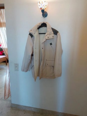 Manteau avec effet fourrure