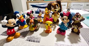 11 figurines pour le bain Disney