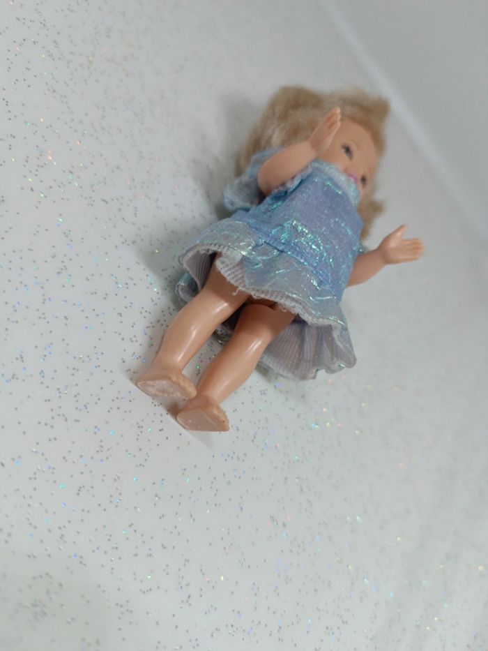 Petite poupée doll mannequin kelly Betty Shelly enfants girl fille cheveux court blonde M&C M c - photo numéro 6