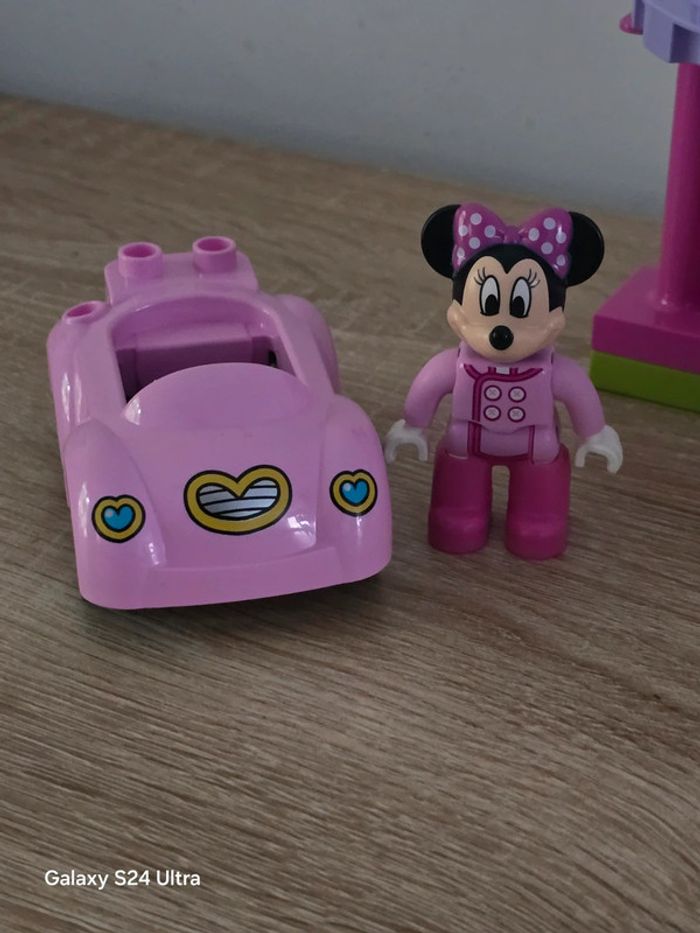 Lego Duplo Disney - La Fête d'anniversaire de Minnie - 10873 - photo numéro 2