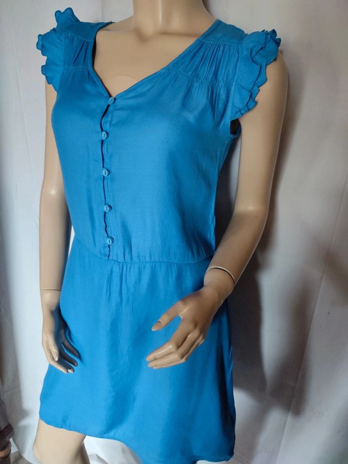 Robe bleue - photo numéro 3