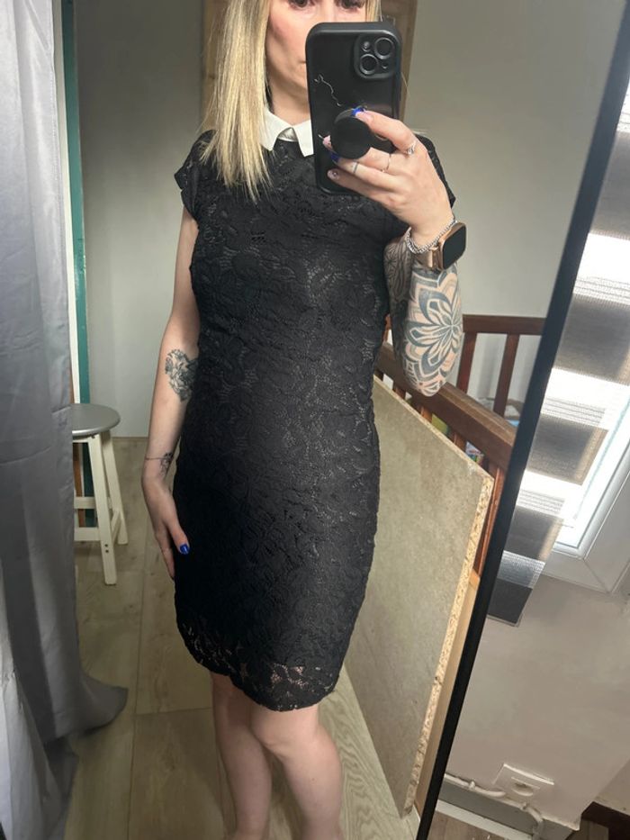 Robe dentelle col Claudine - photo numéro 2