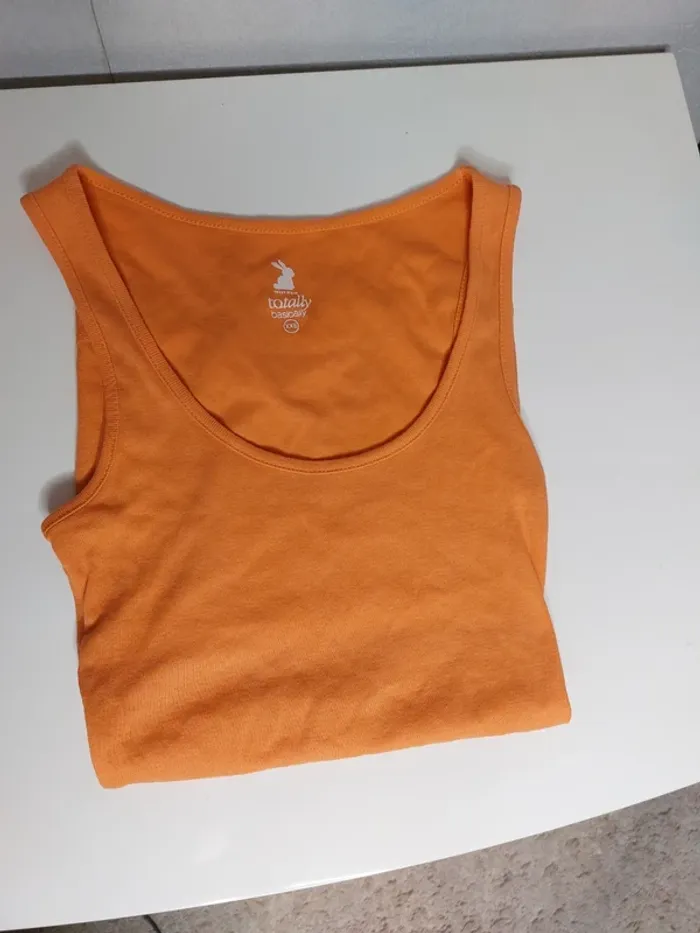 Tee-shirt débardeur corail "Totally" - photo numéro 2