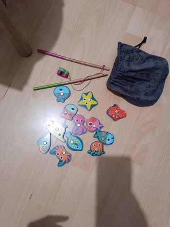 Pêche à la ligne aimantée