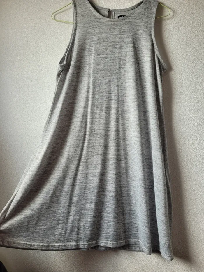 Robe grise taille 40 - photo numéro 2