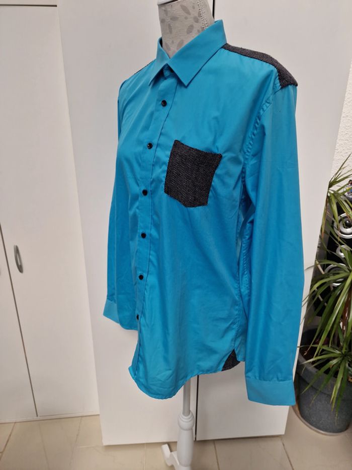 Chemise Bi Matière Bleu Avec Poche Et Details Noirs Et Gris - photo numéro 3