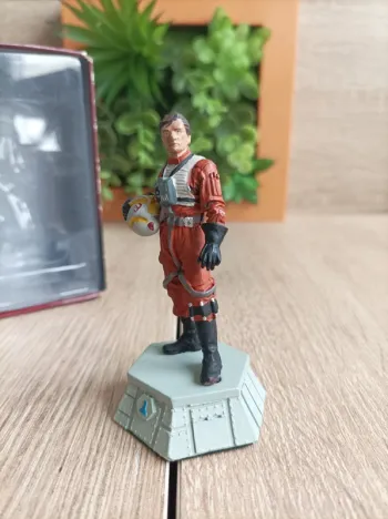Figurine pièce d'échecs Rebel Pilot Star Wars Altaya
