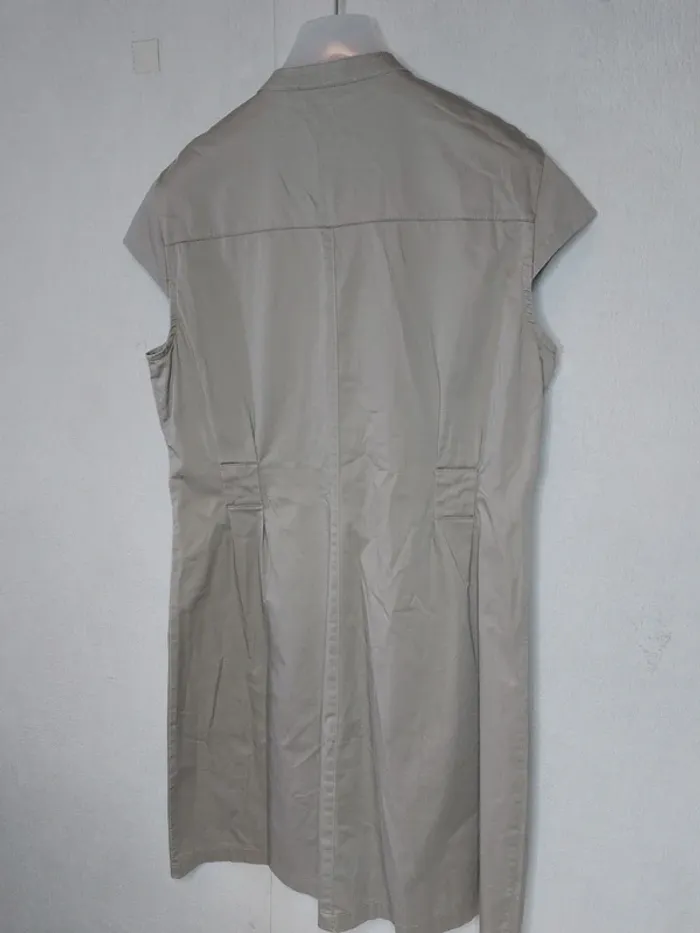 Robe grise " KOOKAI" - photo numéro 2