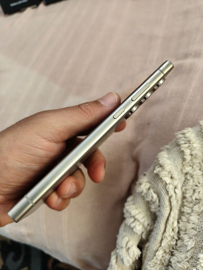 Samsung Galaxy S24 Ultra 256 Go - photo numéro 9