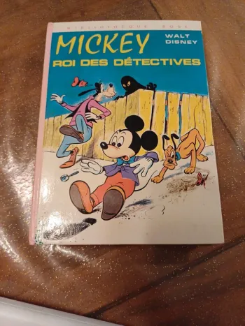 Mickey  roi des détectives