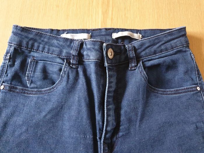 Jean femme Stradivarius T36 long 100cm super hight waist fit bleu foncé - photo numéro 5
