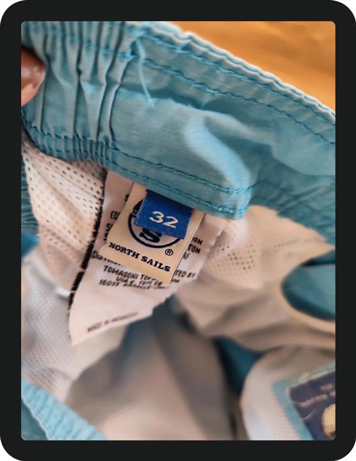 Short de bain bleu clair blanc gris North Sails Taille 32 (taille à plat 38 cm) - photo numéro 4