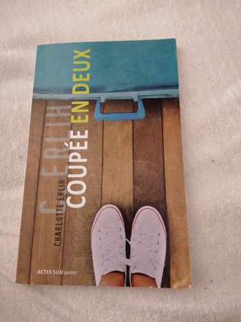 Coupée en deux