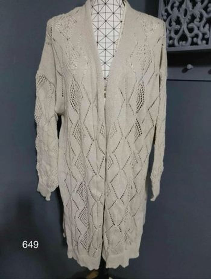 Cardigan Long Beige Grande Taille 56 – Boutonné, Manches Longues, Style Décontracté