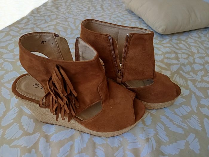 Chaussures compensées - photo numéro 2