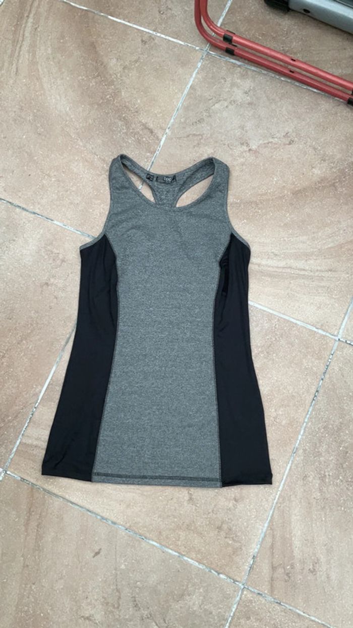 Ensemble 3 pièces sport gris et noir 36/38/40(n°20) - photo numéro 2