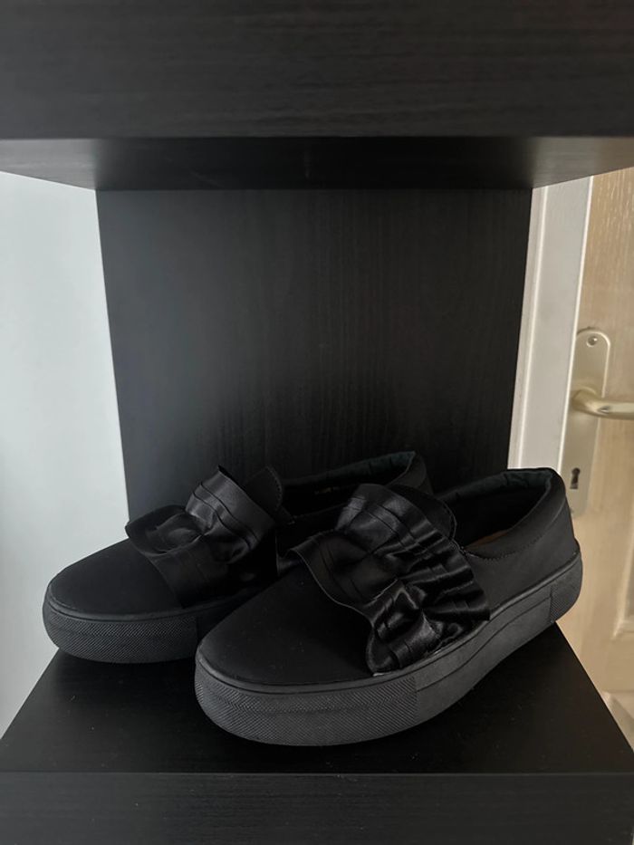 Chaussures noirs - photo numéro 2
