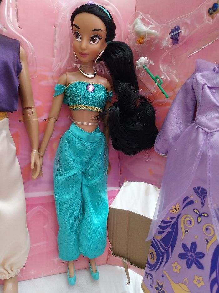 Poupée Jasmine + robe violette et accessoires- Coffret de poupées Aladdin Disney - photo numéro 2