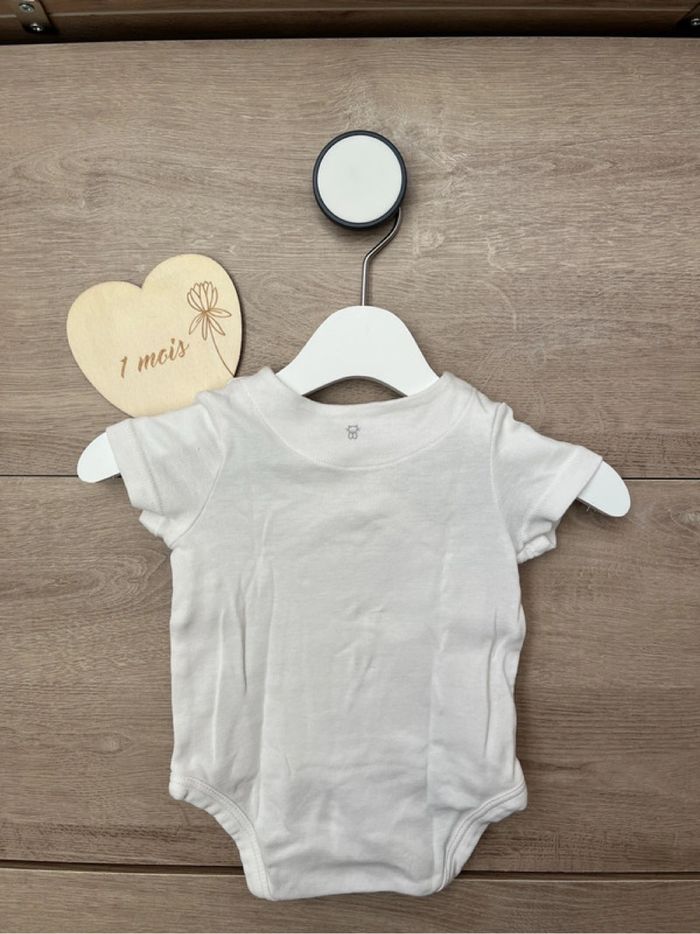 Lot 3 bodies bébé fille 1 mois – Obaibi – Neuf - photo numéro 5