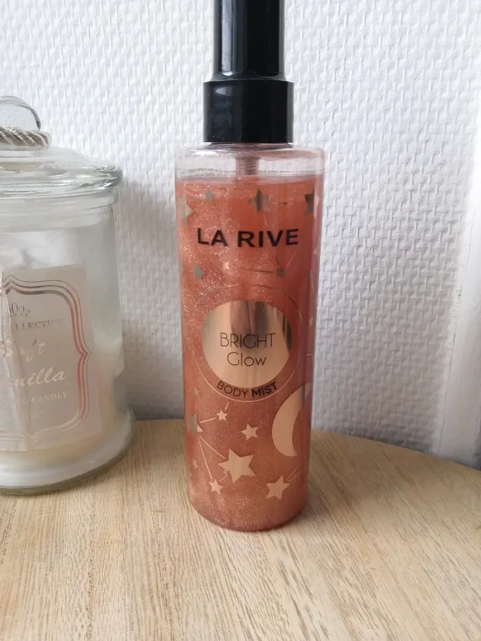 🌺Brûme parfumée pour corps Bright Glow🌺 - photo numéro 2