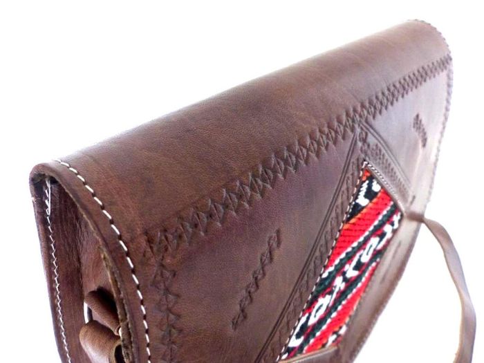 Sac bandoulière NEUF marron cuir pleine fleur tannage naturel & laine Kilim Besace Ethnique - photo numéro 6