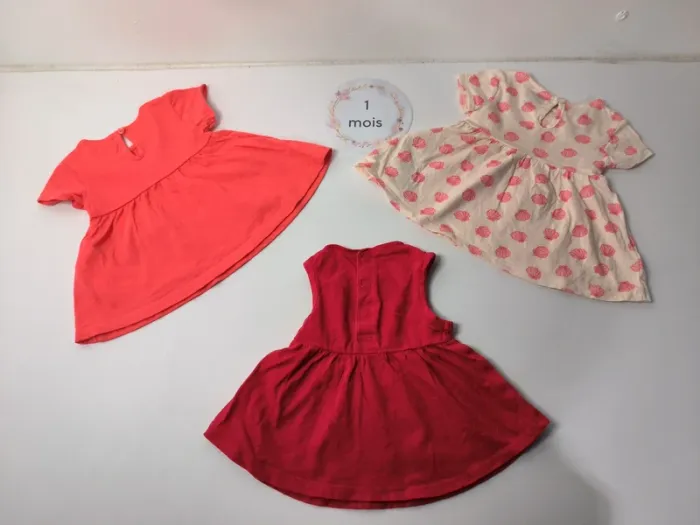 Lot 3 robes bébé fille 1 mois - photo numéro 2