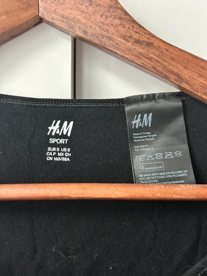 Haut de sport manches longues – H&M – Taille M - photo numéro 2