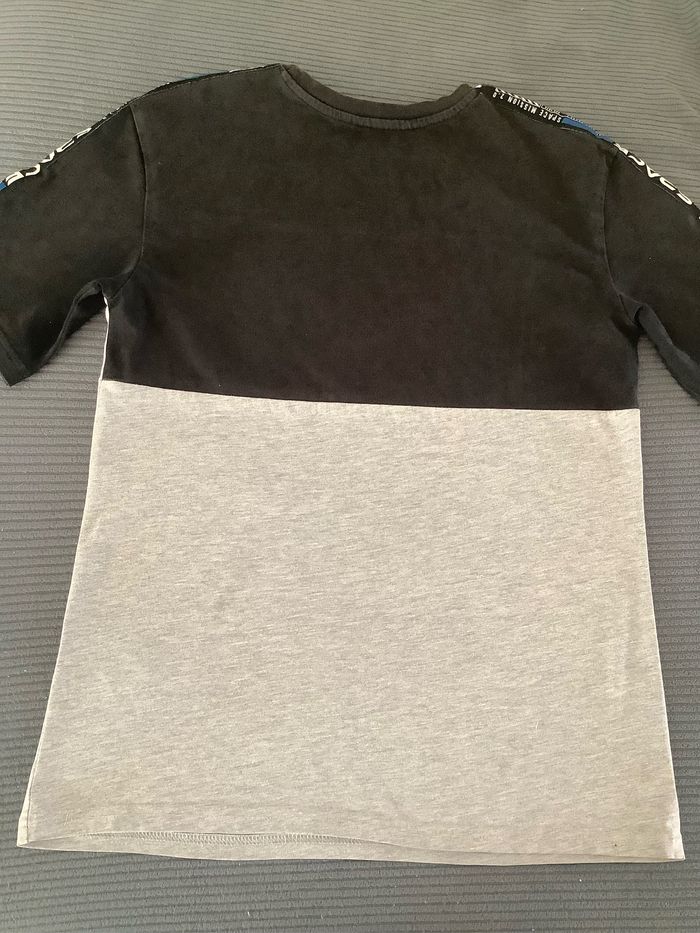 T-shirt NASA 10/12 ans - photo numéro 5
