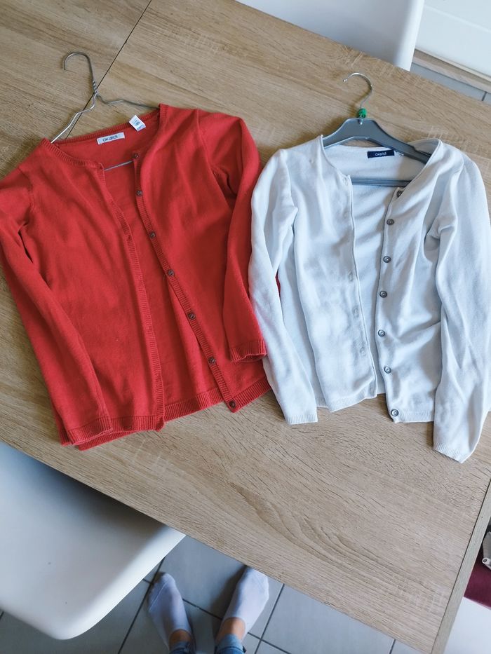 Lot gilet Okaïdi 8ans