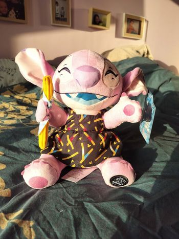 Lot peluche angel 30.5 cm neuve avec étiquette Disneyland Paris 